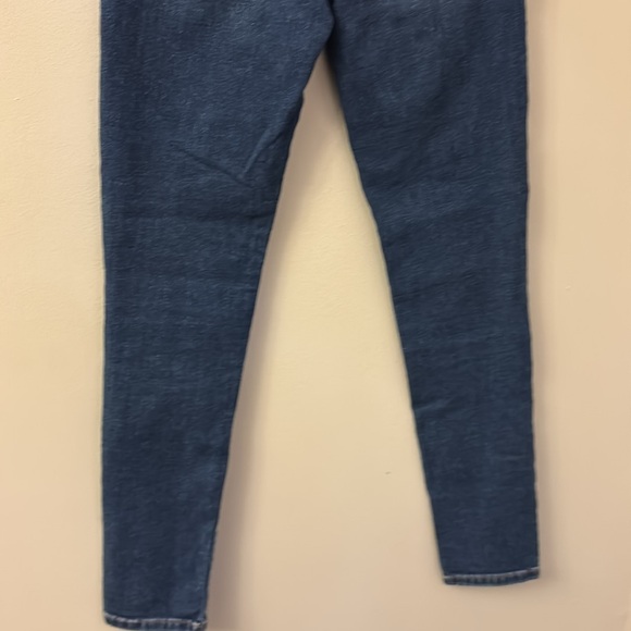 Joe’s Jeans HighRise Ankle Skinny in Athen wash Size 26 - Picture 8 of 9